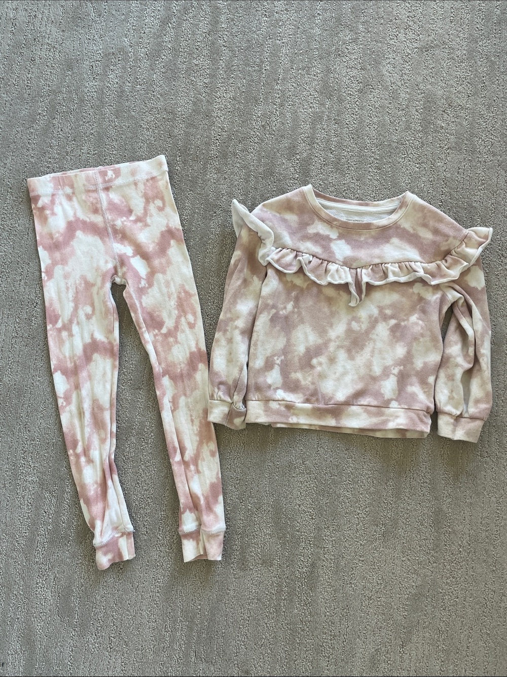 Grayson Collective 5T Pink Tie-Dye Ruffle Sweatshirt & Leggings Set